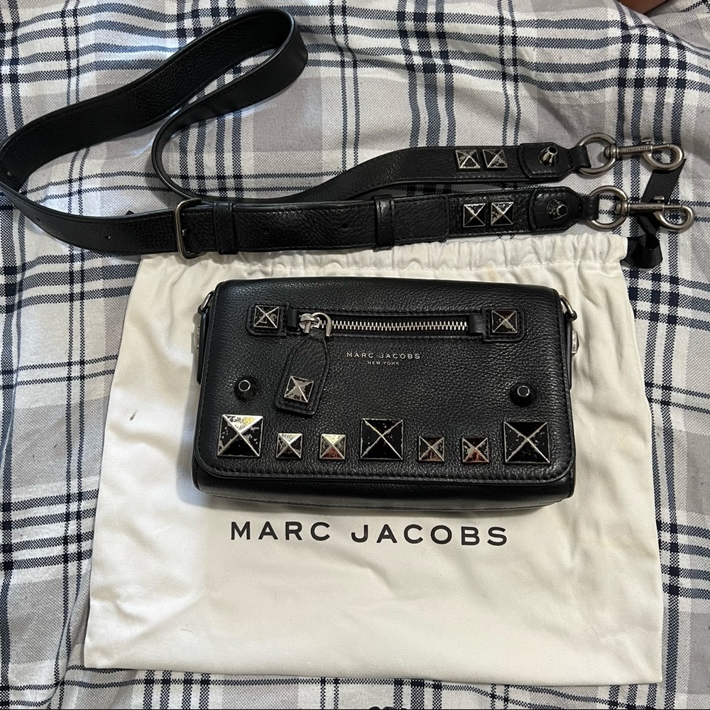 ✨SALE✨ Marc Jacobs Rockstud Crossbody Bag